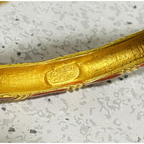 2 Kenneth Lane Signed Goldtone Burnt Orange Ribbed Bracelets Hinged Slim Bangles - Picture 8 of 10